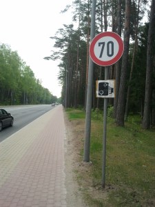 2012.05.16 - Jurmala, meza posms, ar trafaretu Rigas virziena